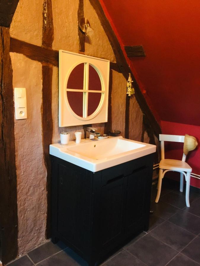 Bed and Breakfast Les Glycines De Bougy Exterior foto