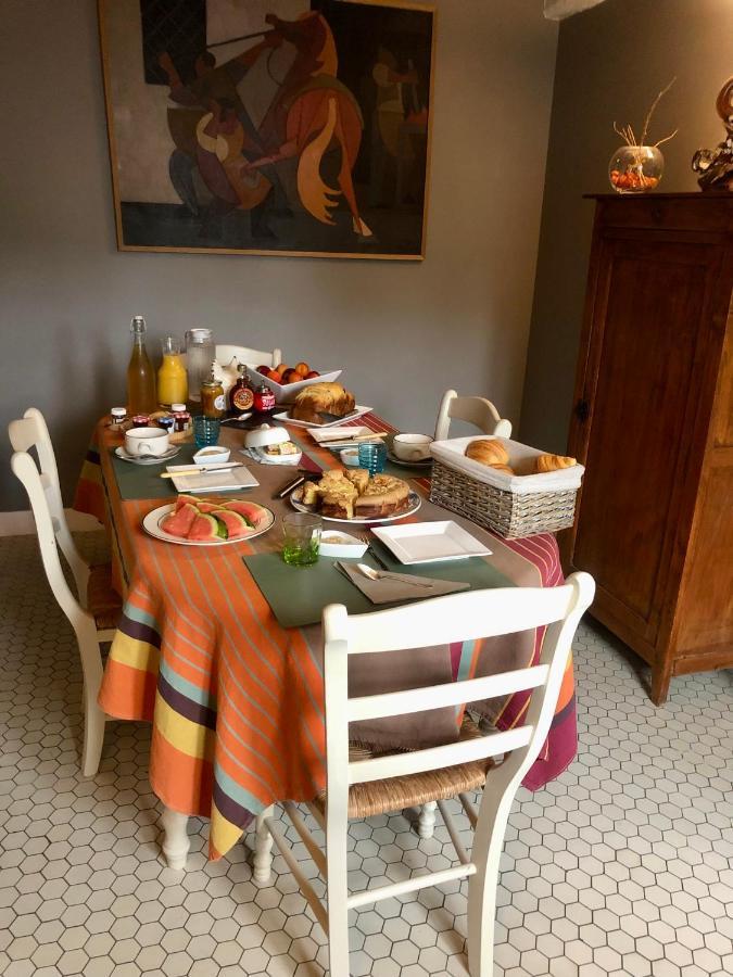 Bed and Breakfast Les Glycines De Bougy Exterior foto
