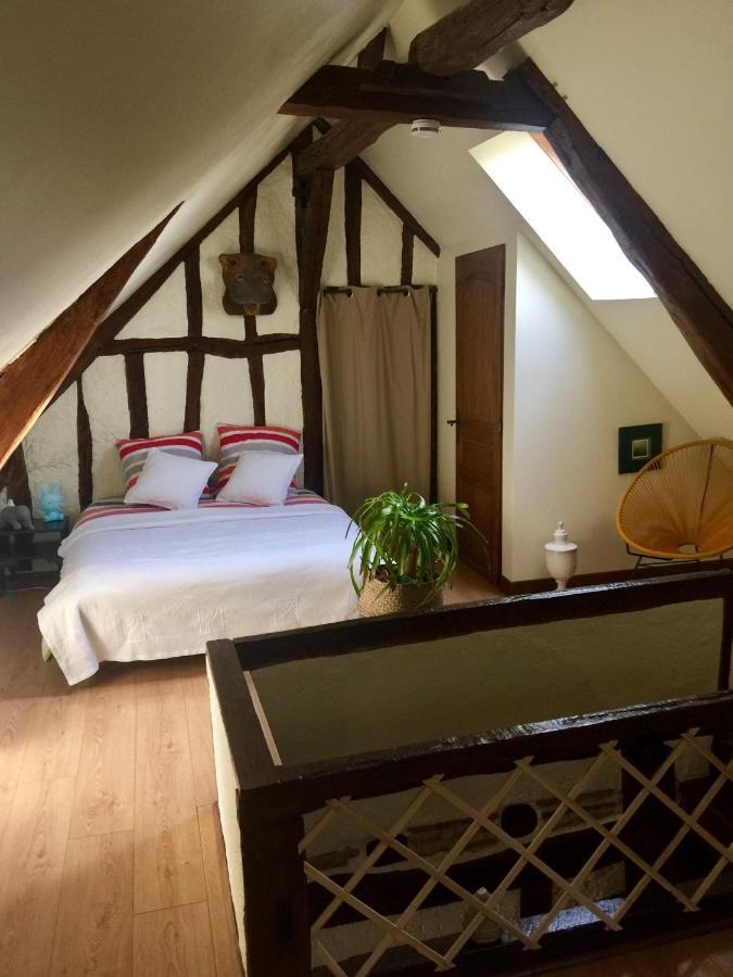 Bed and Breakfast Les Glycines De Bougy Exterior foto